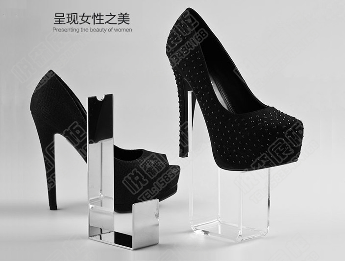<strong>皮鞋女鞋亚克力展架鞋托</strong>